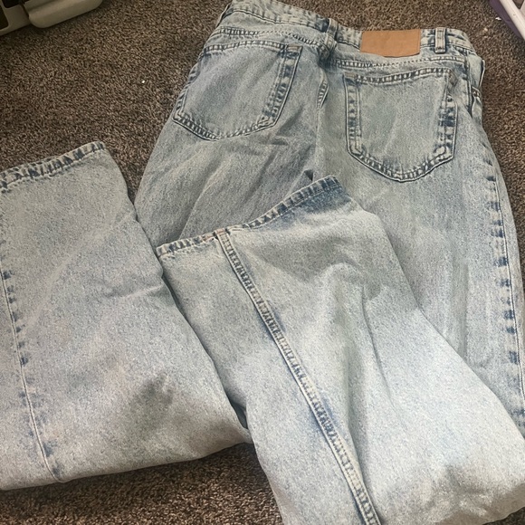 SOLD!! H&M Wide leg pants! - Picture 2 of 3